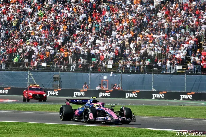 Colapinto no se inmuta por el 'silencio' de Alpine sobre el asiento para 2026