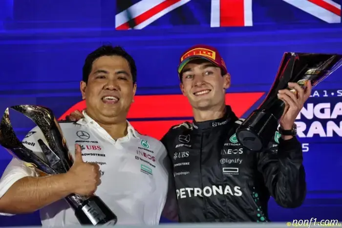 El patrocinador de Mercedes se disculpó por su comportamiento en el podio.