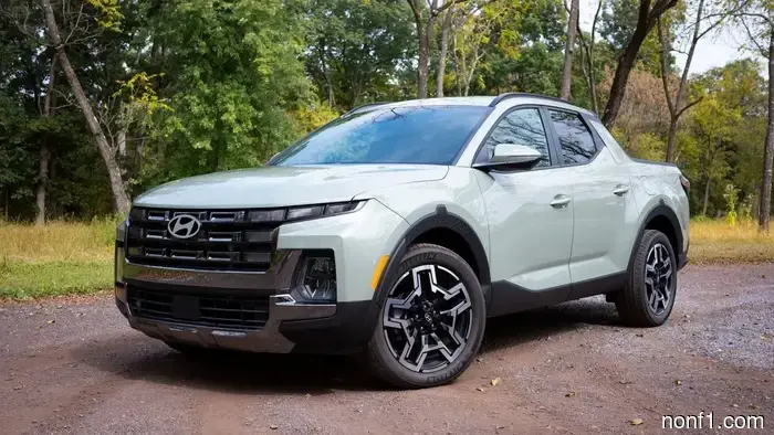 2025 Hyundai Santa Cruz Review: The Ideal Truck for Those Who Dislike Pickups