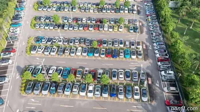 Cars Are Becoming Too Large for Parking Spaces, and This Will Be an Issue.