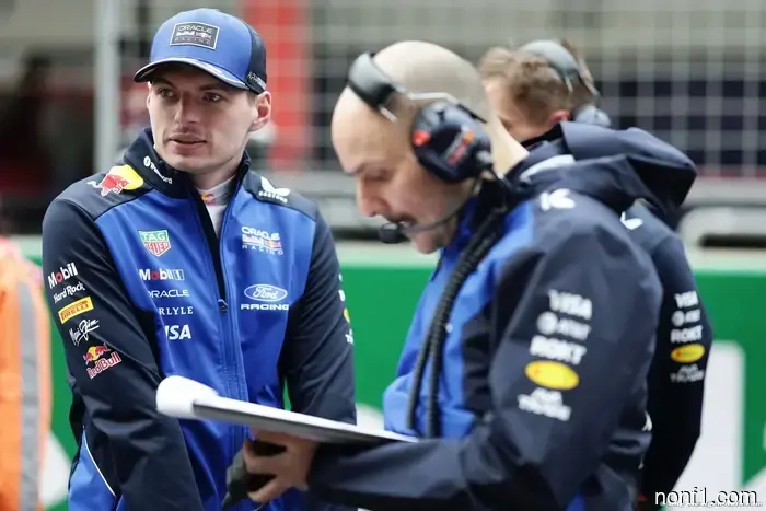 Verstappen drove 'with half throttle' during the confusion at Red Bull.