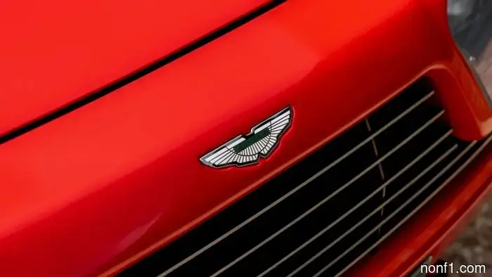 Вы можете купить «новый» Aston Martin V8 Vantage Zagato 1990 года.