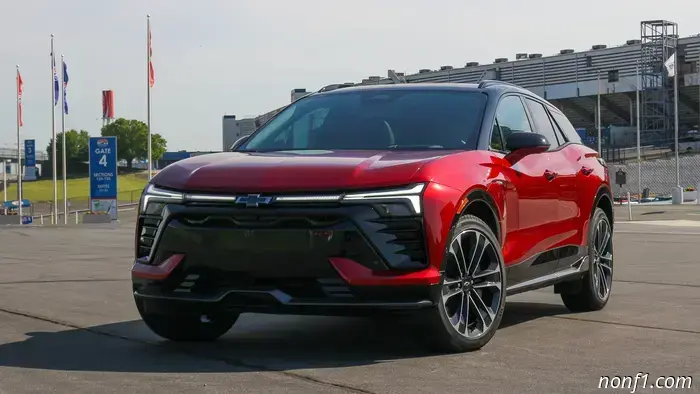 Revisión de la primera unidad del Chevrolet Blazer EV SS 2025: Bienvenido de nuevo, V6 Malibu