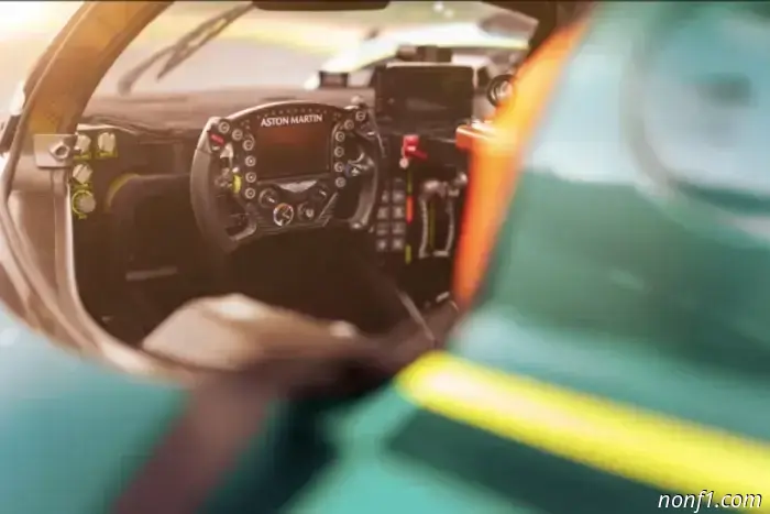 Aston Martin lanzará una versión especial del hipercoche Valkyrie
