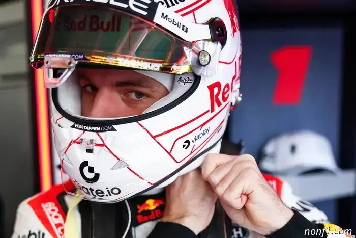 Ферстаппен намекнул на переход в GT3, если у Red Bull возникнут проблемы в 2026 году.