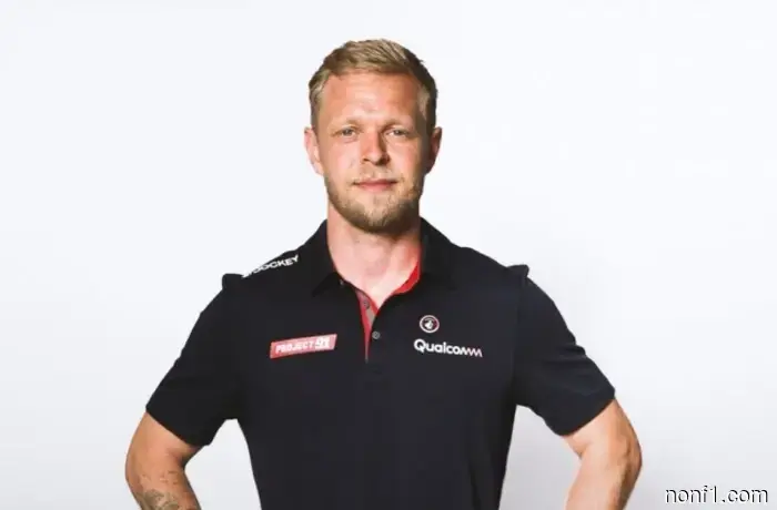 Kevin Magnussen se prepara para su debut en NASCAR
