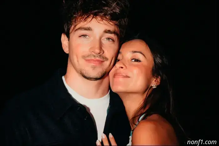 Шарль Леклер обратился с поздравлениями к фанатам.