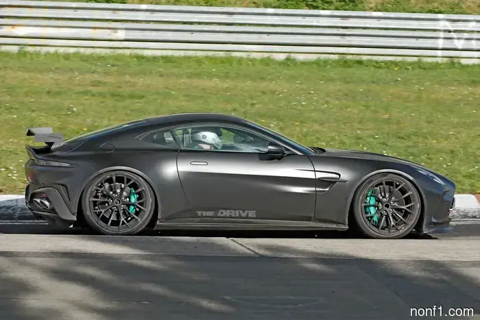 Count Them: Aston Martin Vantage Caught Testing with Eight Exhaust Outlets