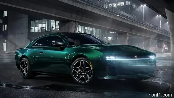 Dodge идет по пути Porsche и делает кастомные цвета краски доступными для масс