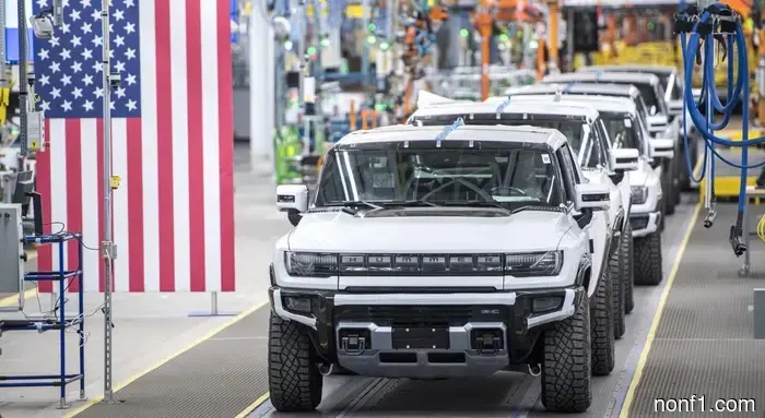 Электрический завод грузовиков GM снова закрылся: TDS