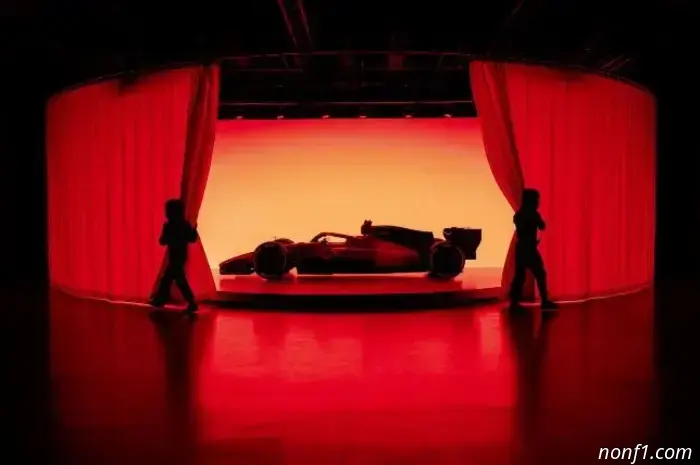 Photo gallery: Presentation of the Audi R26 concept car