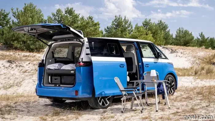 VW California Cruise — это кемпер ID Buzz, который они должны были построить вчера.