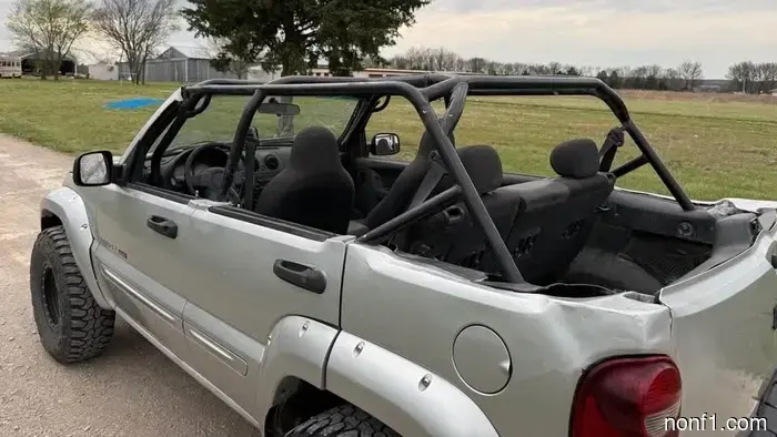 Chase After Life and Joy with This Chopped-Top Jeep Liberty for the Price of a Beater Car