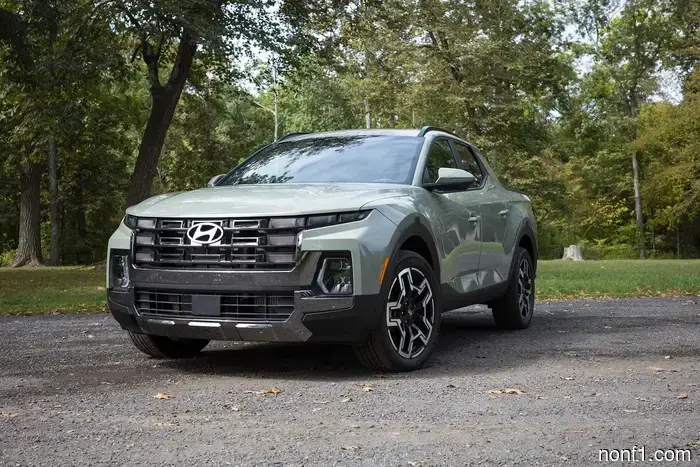 2025 Hyundai Santa Cruz Review: The Ideal Truck for Those Who Dislike Pickups