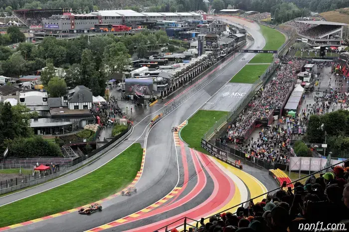 F1 bajo fuego por la 'grotesca' bandera amarilla en el GP de Spa en mojado