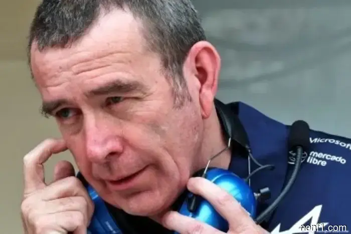 Famin's departure indicates a more profound retreat in the Alpine team amidst discussions of an F1 sale.