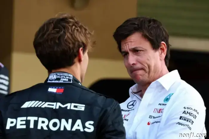 Wolff does not hide that he is interested in Verstappen's plans.