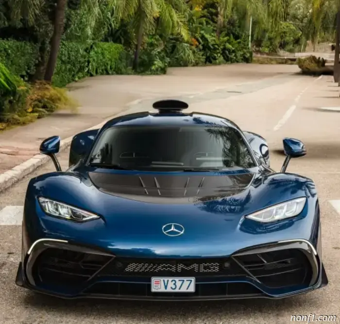 En el garaje de Bottas apareció el Mercedes-AMG One