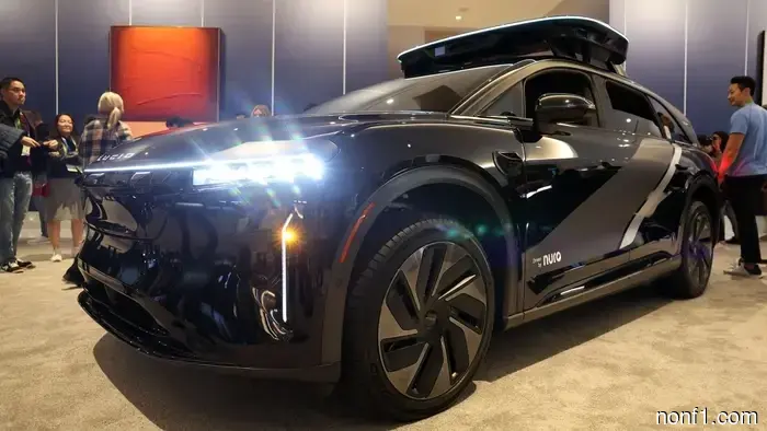 Hertz Moves from AI Scanners to Robotaxis through Partnership with Uber