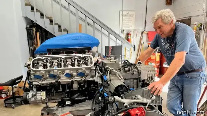World's First 8.1L Big Block C8 Corvette Makes Its Debut on the Freeway
