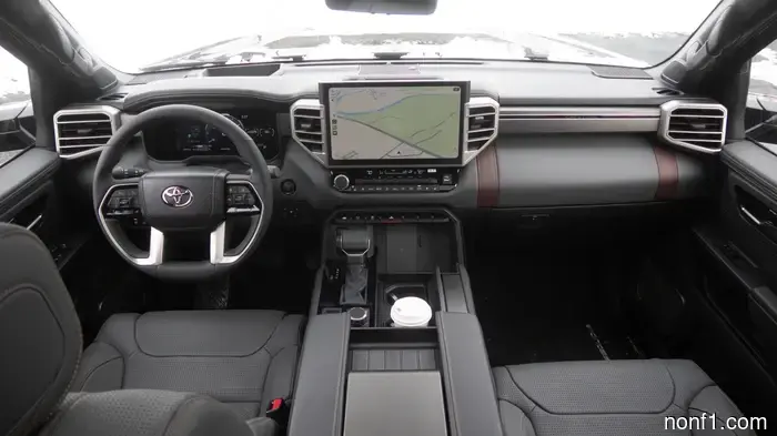 2026 Тойота Секвойя Капстоун Обзор: Ужасное использование $90,000