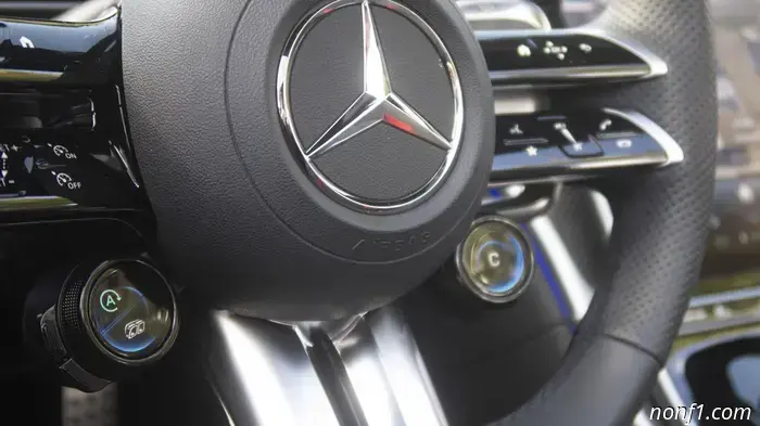 prueba de conducción del Mercedes-AMG CLE 53 Cabriolet 2025: Estoy convencido