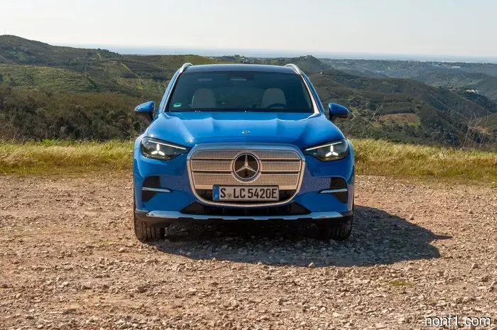2027 Mercedes-Benz GLC Electric First Drive Assessment: Making the Future Seem Familiar