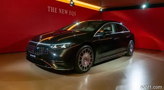 The 2027 Mercedes EQS is more extravagant in every aspect, while also being an improved electric vehicle.