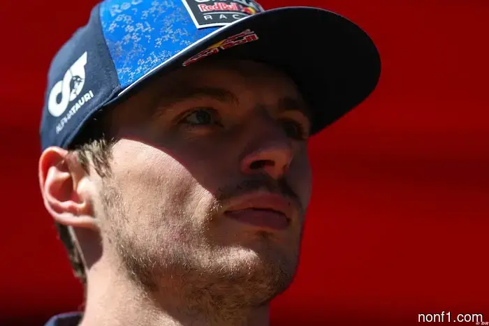 Mercedes extended a low offer to Verstappen, according to Schumacher.