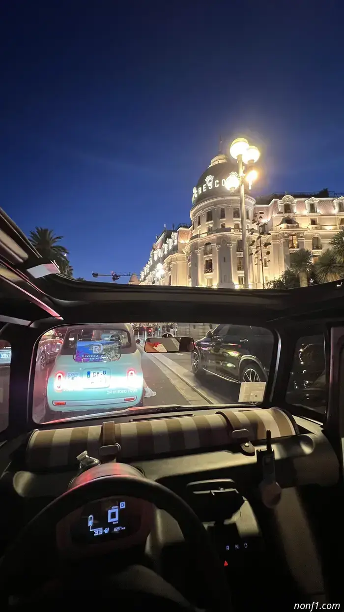 2025 Fiat Topolino Review: Experiencing a Beach Cabana on Wheels