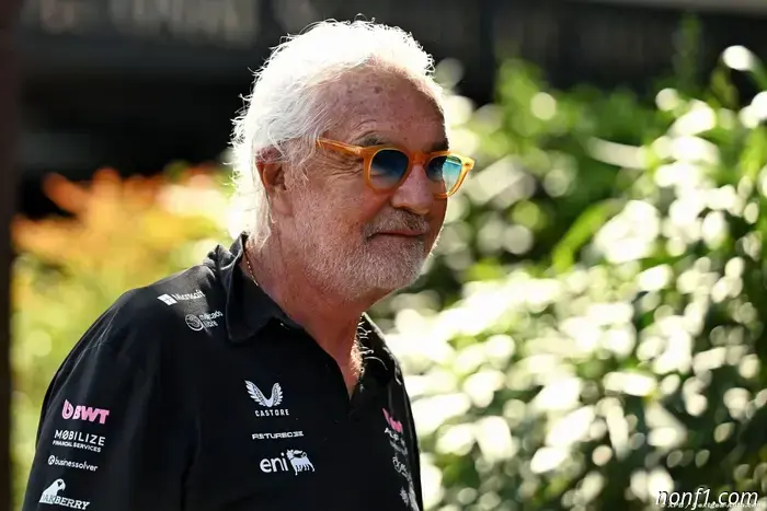 Briatore no quiere ver a Michael Schumacher