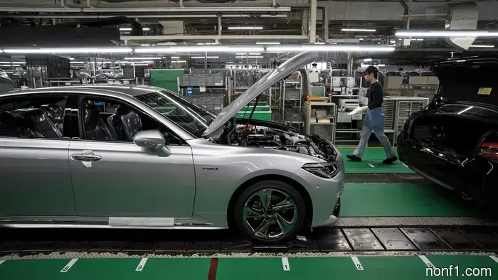 Tariffs and R&D Expenses Halve Toyota's Quarterly Profit: TDS
