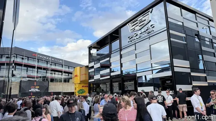 Tour del Paddock: Descubre las casas móviles de los equipos de F1 2026