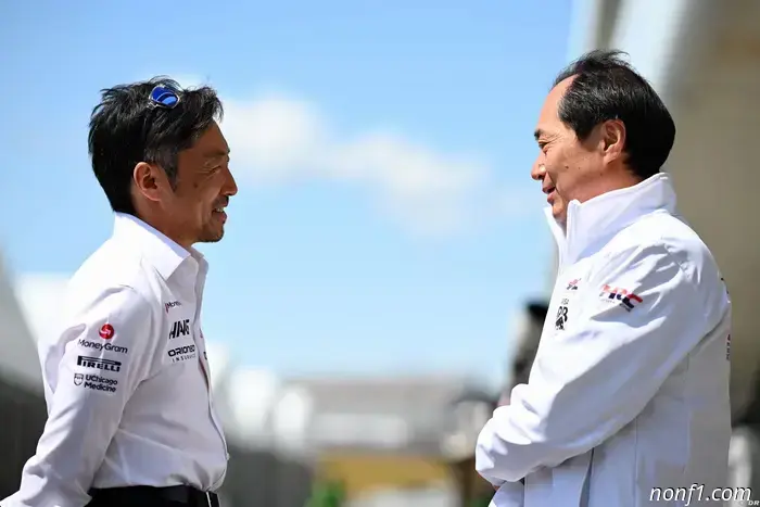 Komatsu engages with Toyota's chairman as their collaboration expands.