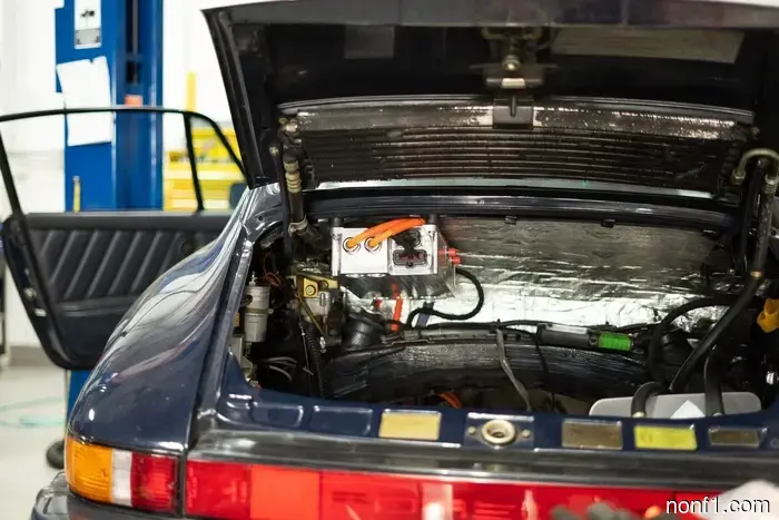 Лучший усилитель мощности для воздухом охлаждаемых Porsche 911, возможно, это эта бесшовная гибридная система.