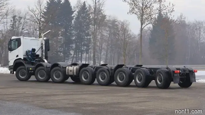 Alarmingly Extended 16-Wheel-Drive Semi-Truck Resembles a Centipede