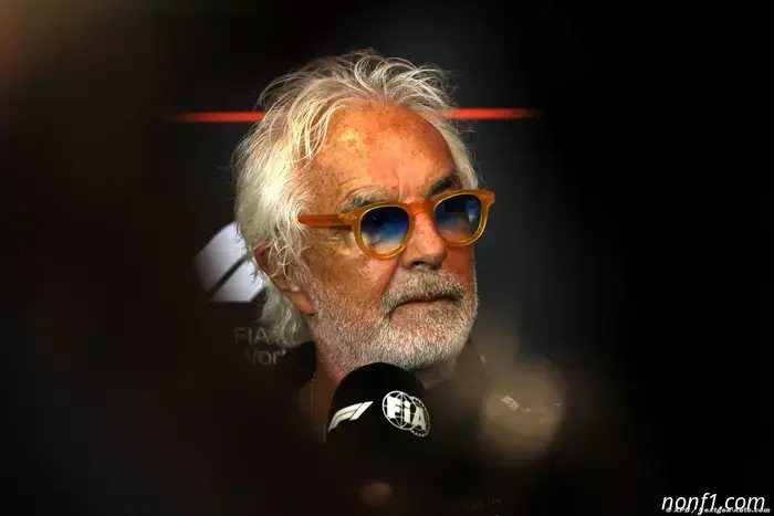 Briatore: Michael Schumacher 'resting in bed'