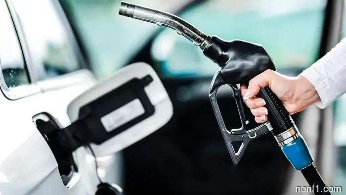 The Federal Government's Intention to Begin Diluting Gasoline This May: An Explanation
