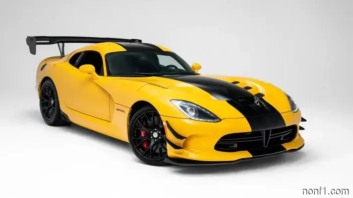 Этот 44-мильный Dodge Viper ACR-Extreme только что установил рекорд аукциона в $532,999