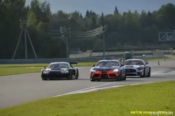 REC: Fourth race – fourth winner