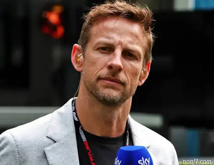 Button: Webber will help Piastri stay positive