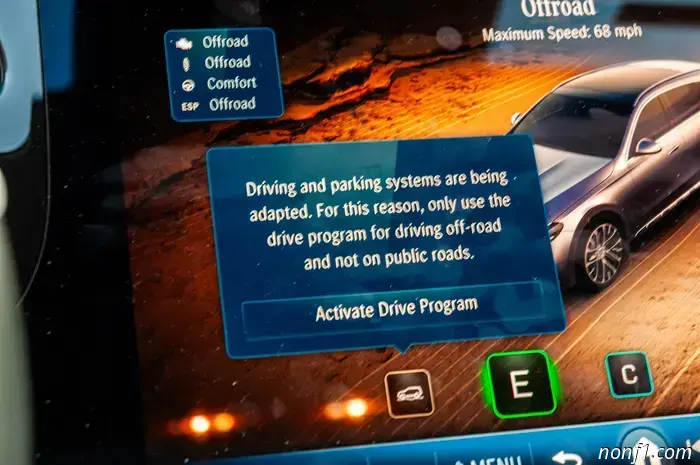 Reseña del Mercedes‑Benz E450 All‑Terrain 2025: Pensado para todo tipo de caminos