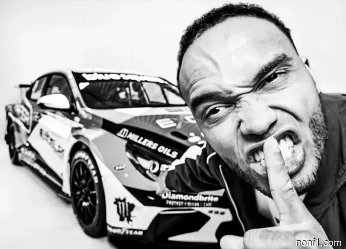 Hamilton's brother has joined the championship team in BTCC.