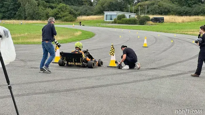Я смотрел, как чемпион Формулы-1 Ландо Норрис уделал босса McLaren в картинговой гонке, которая открыла мне глаза.