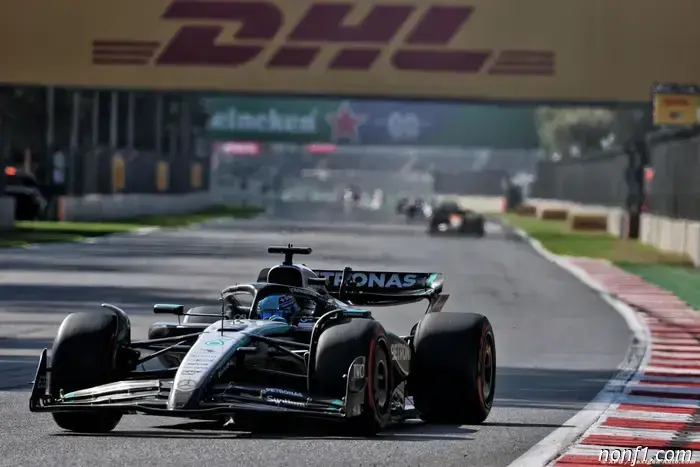 Russell revela detalles del acuerdo 'automático' con Mercedes