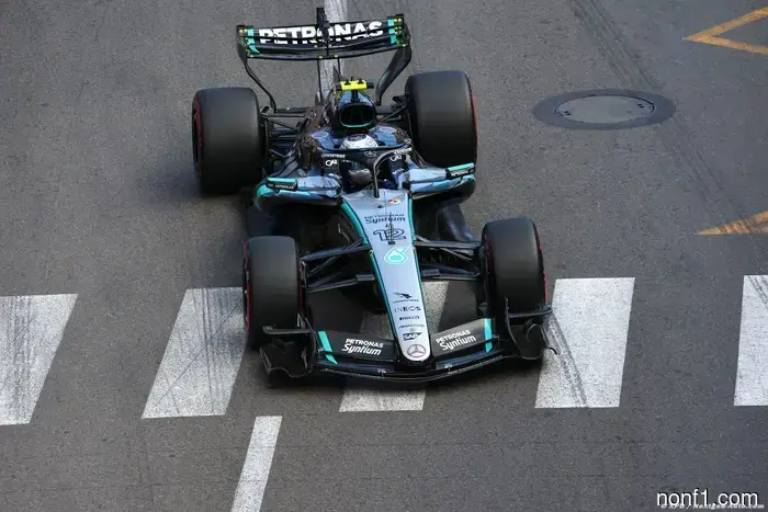 The battery enigma looms over Mercedes' leading campaign.