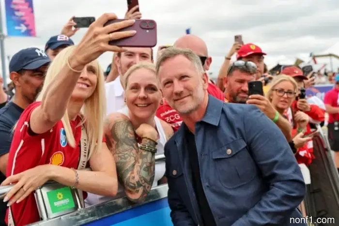 Horner se irá de gira por el Reino Unido en octubre.