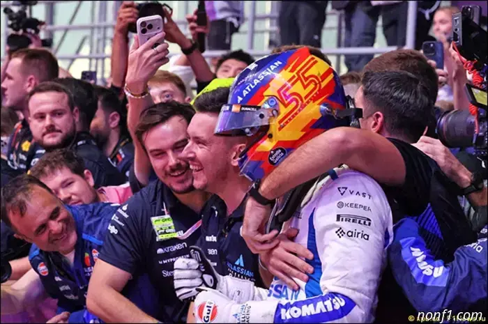 Карлос Сайнс: Я очень горд нашей командой.