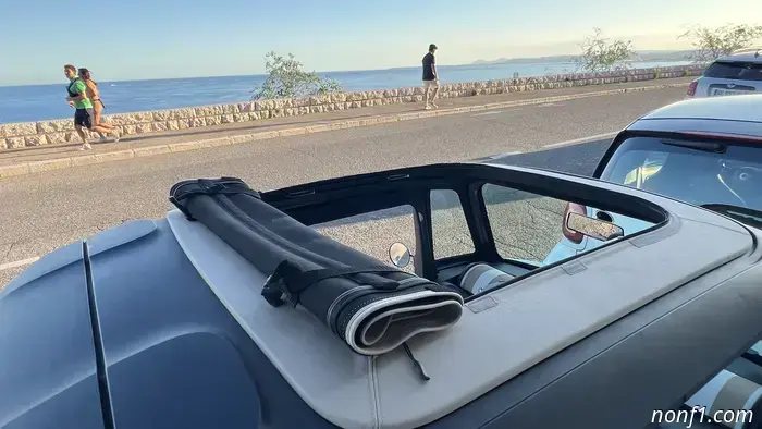 2025 Fiat Topolino Review: Experiencing a Beach Cabana on Wheels