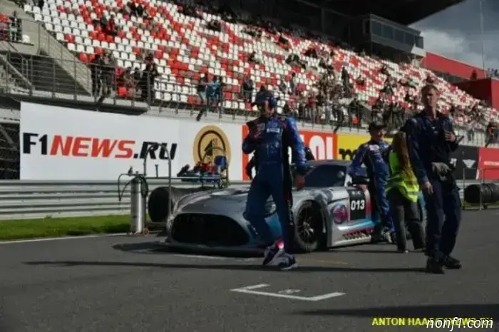 REC: Fourth race – fourth winner